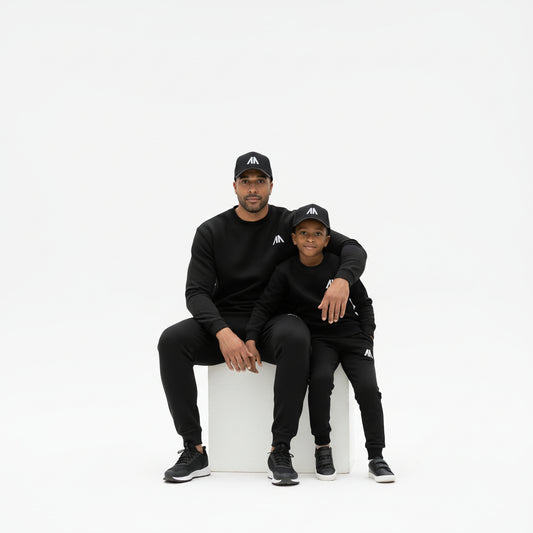 Affinia Vader + Zoon Tracksuit – Zwart