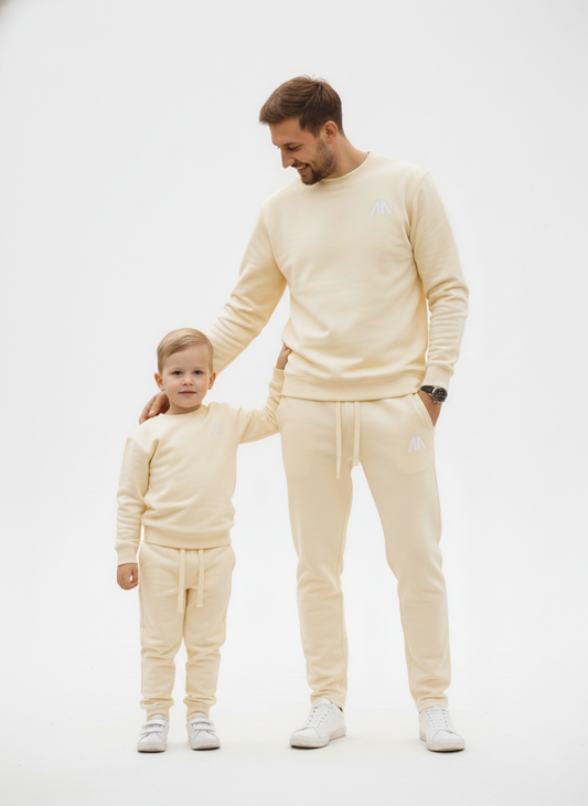 Affinia Vader en Zoon Tracksuit – Beige
